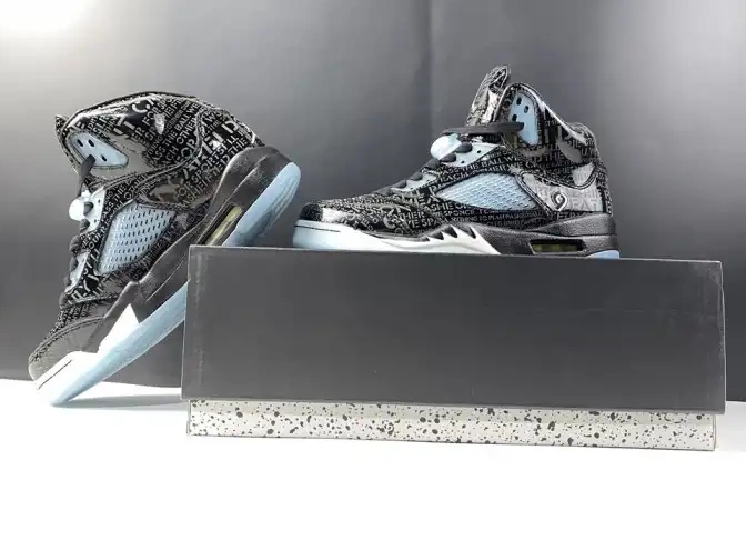 Retro 5 Doernbecher AIR Jordan 633068-010 0426